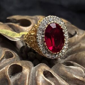 Elegant Gold and Red Gemstone Ring cocktail rink statement ring ruby colored